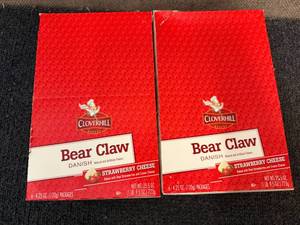 lot 168 image: 2 X 6Ct Packs Of Clover Hill Strawberry And Creme Danishes