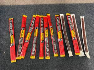 lot 225 image: 12 Sticks Of Jack Links Teryaki Beef Sticks