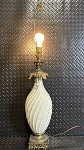 lot 64 image: Vintage Milk-Glass Spiral Table Lamp with Ornate Brass Base