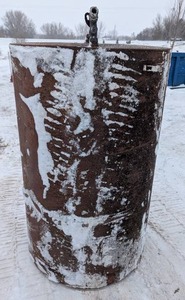 lot 6 image: Large 200 Gallon Metal Tank - Gauge and Spout