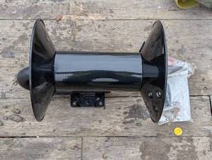 lot 75 image: 100 x 38 Commercial Hose Reel with Handle