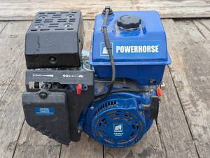 lot 76 image: 420cc Powerhorse Straight Saft Motor