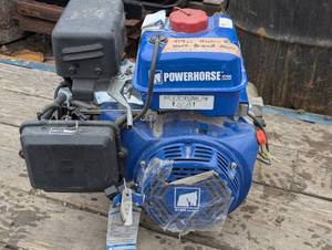 lot 77 image: 414cc Powerhorse Straight Saft Motor