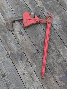 lot 80 image: RIDGID Super Eight Heavy Duty Pipe Wrench 36