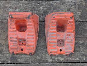 lot 93 image: Set of 2 Tire Chocks
