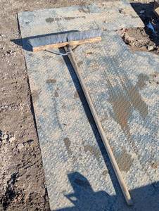 lot 117 image: Nice Shop Broom - Great Shape