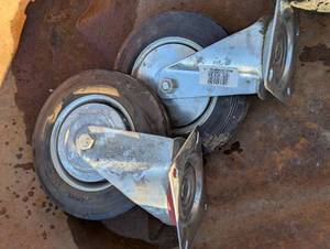 lot 124 image: Pair of Heavy Duty Swivel Casters - 20050-100