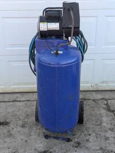 lot 155 image: Campbell Hausfeld WL611102AJ Portable Oil-Free Electric Air Compressor