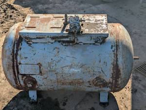 lot 156 image: Large Westinghouse - Pressure Tank - High Temp 650 Deg