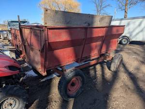 lot 164 image: Better Farm Equipment Ag Trailer - 128 x 56 approximate 64 high
