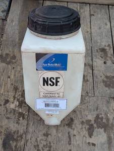 lot 48 image: NSF Poly Tank with Cover