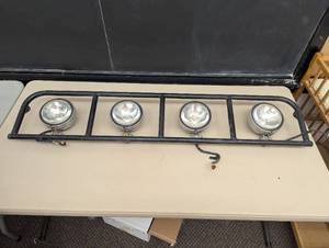 lot 46 image: Heavy Duty 4 Light Off Road Bar
