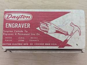 lot 17 image: Dayton Engraver 2z557