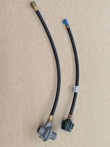 lot 1 image: Pair of Lp Tank Hoses