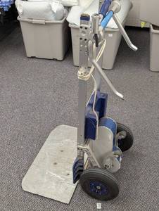 lot 50 image: Heavy Duty Stairs Motor Dolly - XSTO - Handle Broken