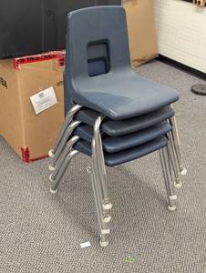 lot 64 image: Set of 4 Commercial School Stacking Chairs