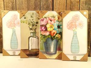 lot 25 image: Wall Decor (set of 4)
