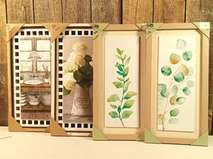 lot 26 image: Wall Decor (set of 4)