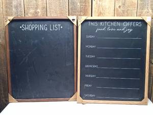 lot 115 image: Wall Decor (set of 2)