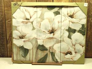 lot 129 image: Wall Decor (set of 2)