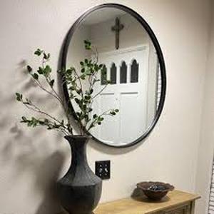 lot 90 image: 34 Round Decorative Wall Mirror Black - Threshold