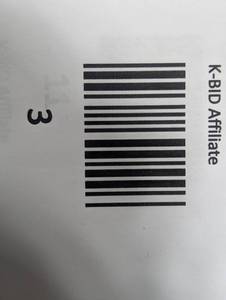 lot 3 image: Wall decor (set of 4)