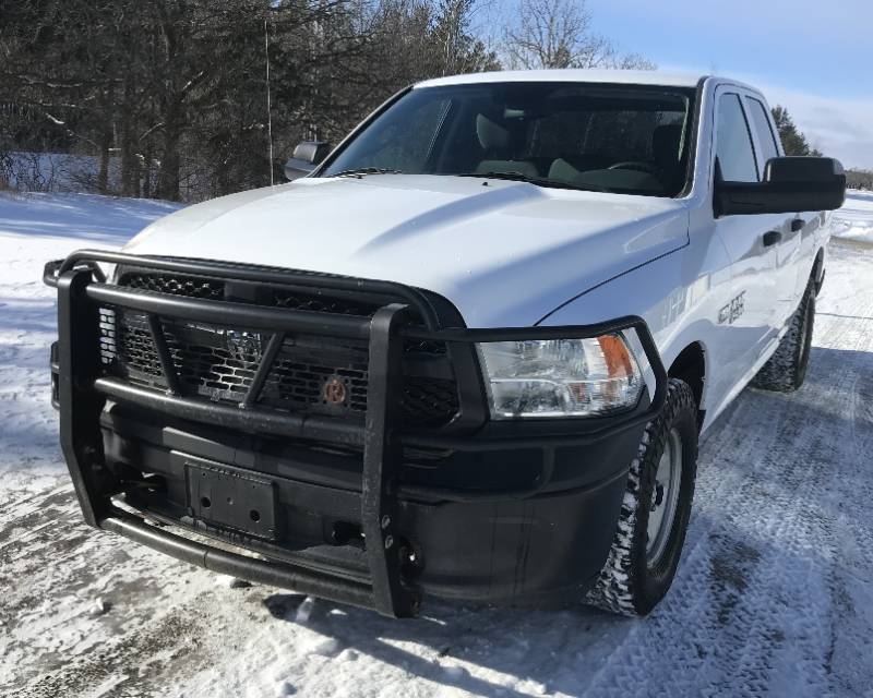 lot 1 image: 2016 Ram 1500 4X4