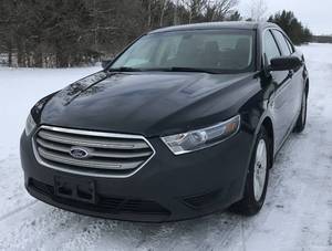 2014 Ford Taurus SE