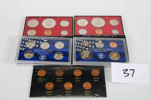 lot 37 image: United States Proof Sets (1976, 1977, 2002, 2004)  1982 Lincoln Cents