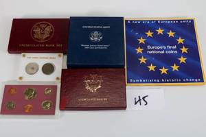 lot 45 image: Uncirculated and Pony Express Centennial Medal Lot  More