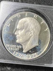 lot 22 image: 1976-S US PROOF SILVER EISENHOWER DOLLAR IN CASE