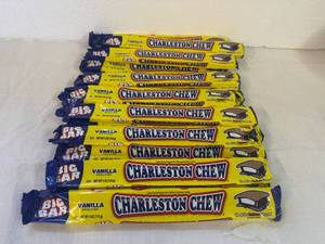 lot 17 image: SSS. 12x Big Bar Charleston Chews