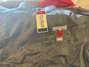 lot 44 image: SSS. Large Box of Branded Wind Breakers Size Medium