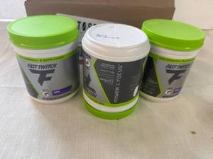 lot 64 image: SSS. 3x Gatorade Fast Twitch-Grape