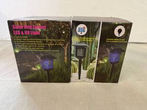 MM. 2x Solar Bug Zapper LED & UV Light