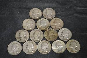 lot 40 image: 90% Silver Quarters Lot Of 14 Various Dates