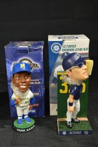 lot 52 image: Hank Aaron Bobblehead & Ichiro Suzuki Bobblehead (Lot of 2)