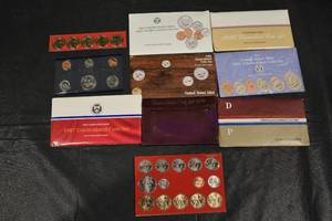 lot 251 image: United States Mint Uncirculated Coin Sets - Multi-Year Lot (1984-1991) Lot Of 10