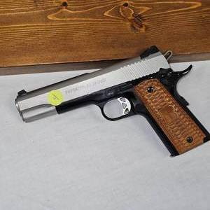 lot 4 image: Ruger SR1911 Farmers At Heart Edition, As New, Stainless
