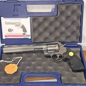 lot 14 image: Colt Anaconda Stainless Revolver, 44 Magnum, 8 38 Barrel, Like New in Box