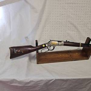 lot 16 image: Henry American Firearms Edition Lever Action 22LR, As New, No Box, Beautiful