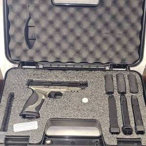lot 49 image: S&W M&P-2.0 Competition 9mm, shot twice, Like New, In Case