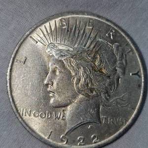 lot 25 image: 1922 Peace Dollar $1  AU Plus wBeautiful Toning