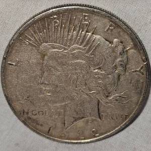 lot 7 image: 1922 D Peace Dollar $1 XF