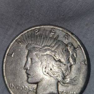 lot 12 image: 1922 S Peace Dollar $1 Fine