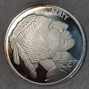 lot 85 image: 1Oz Bif ChiefBuffalo .999 Silver Round