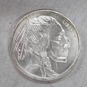 lot 93 image: 1oz Big ChiefBuffalo .999 Silver Round