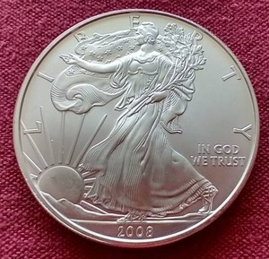 lot 27 image: 2008 American 1 oz Silver Eagle
