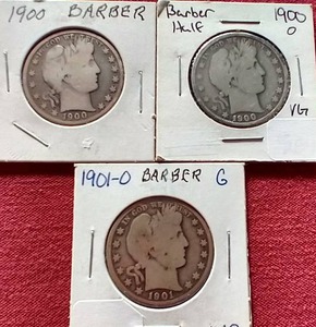 lot 29 image: (3) Barber Half Dollars