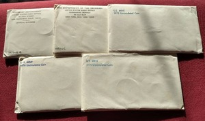 lot 38 image: (5) U.S. Mint Uncirculated Sets - 1971-1975